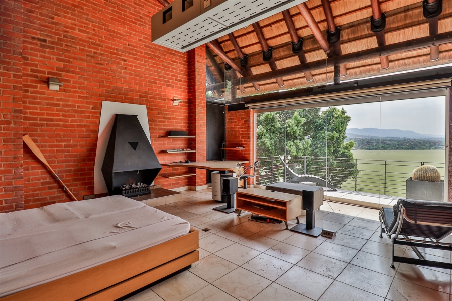 3 Bedroom Property for Sale in Kosmos North West